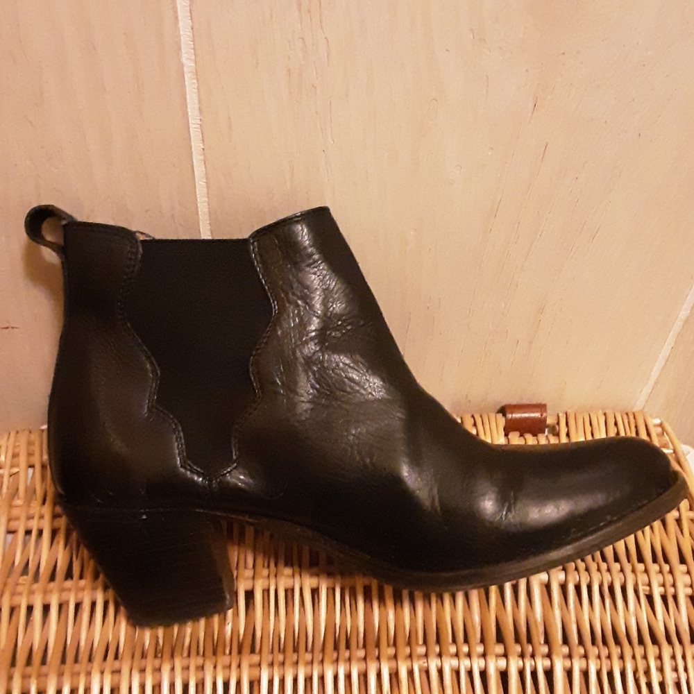 Frye black boots - Picture 4 of 10